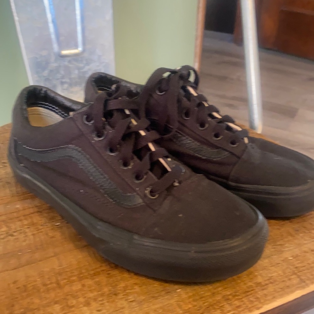 Black vans